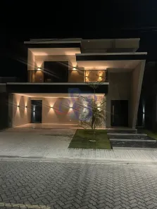 Casa com 4 Quartos à venda, 236m² no Urucunema, Eusébio