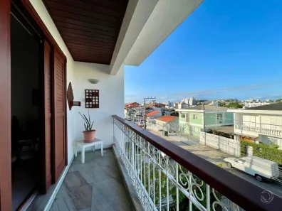 Casa com 4 Quartos à venda, 430m² no Coqueiros, Florianópolis