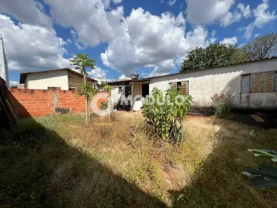 Lote/Terreno à venda, 360m² no Santa Mônica, Uberlândia