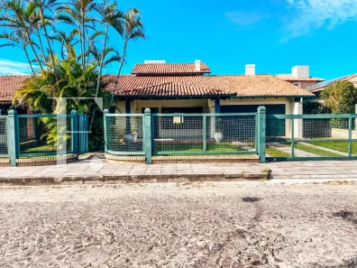 Casa com 5 Quartos à venda, 246m² no XANGRI-LÁ, Xangri-lá