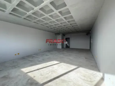 Sala Comercial para alugar, 71m² no Zona Armazém, Maringá