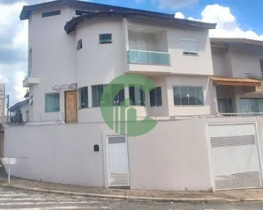 Sobrado com 3 Quartos à venda, 129m² no Jardim Stella, Santo André