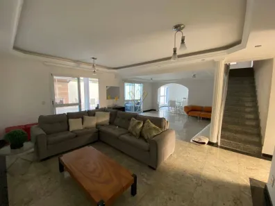 Casa com 4 Quartos para alugar, 400m² no Tamboré, Santana de Parnaíba