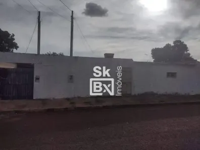 Casa com 6 Quartos à venda, 210m² no Jardim Brasília, Uberlândia