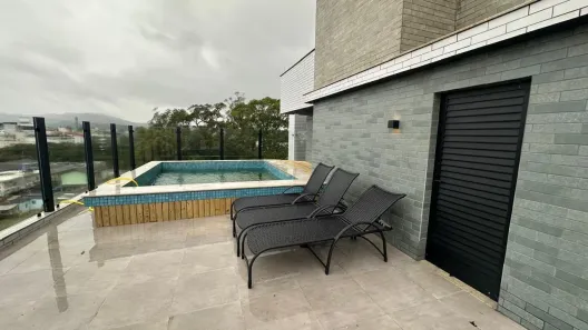 Apartamento com 3 Quartos à venda, 90m² no Canasvieiras, Florianópolis