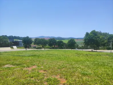 Lote/Terreno à venda, 1880m² no Capela do Barreiro, Itatiba