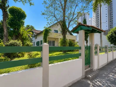 Lote/Terreno à venda, 3500m² no Cristo Rei, Curitiba