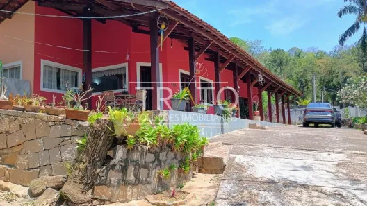 Fazenda/Sítio com 4 Quartos à venda, 250m² no Lopes, Valinhos