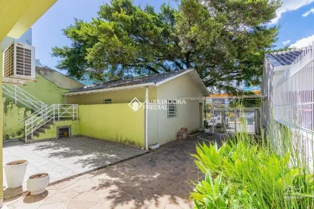 Casa com 6 Quartos para alugar, 259m² no Centro, Canoas
