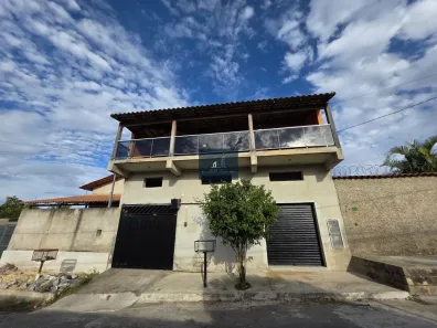 Casa com 4 Quartos à venda, 247m² no Jardim Verona, Ribeirão das Neves