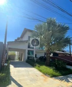Sobrado com 4 Quartos à venda, 250m² no Morada da Praia, Bertioga