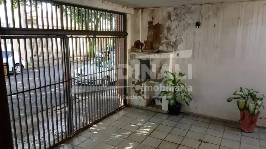 Casa com 3 Quartos à venda, 168m² no Centro, Araraquara