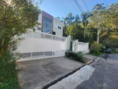 Casa de Condomínio com 3 Quartos à venda, 300m² no Chácara dos Lagos, Carapicuíba