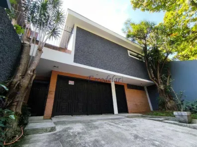 Casa com 4 Quartos à venda, 332m² no Jardim das Laranjeiras, São Paulo