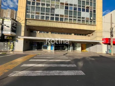 Sala Comercial para alugar, 34m² no Centro, Uberlândia