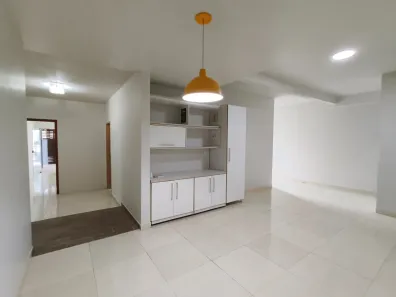 Casa com 3 Quartos para alugar, 150m² no Parque 10 de Novembro, Manaus