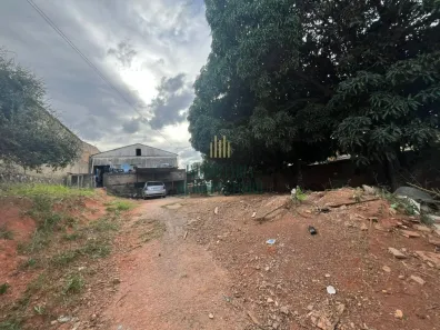 Casa com 3 Quartos à venda, 198m² no Jardim Vitória, Belo Horizonte