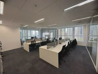 Sala Comercial para alugar, 180m² no Itaim Bibi, São Paulo