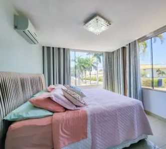 Sobrado com 4 Quartos à venda, 290m² no Parque Anhanguera, Goiânia