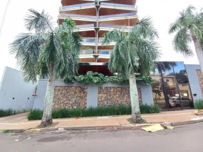 Apartamento com 4 Quartos à venda, 234m² no Vila Santa Helena, Presidente Prudente
