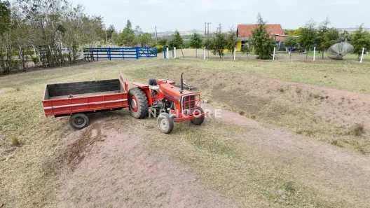 Fazenda/Sítio com 3 Quartos à venda, 1000m² no Centro, Itapetininga