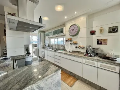 Cobertura com 4 Quartos à venda, 285m² no Balneário, Florianópolis