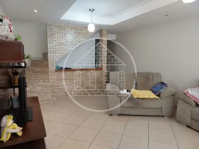 Sobrado com 3 Quartos à venda, 142m² no Jardim Kika, São Paulo