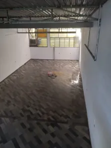Galpão/Depósito/Armazém à venda, 357m² no Vila Santa Cecília, Mauá