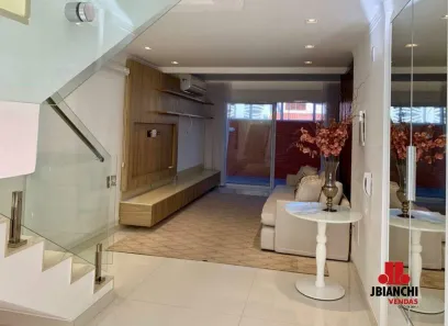 Sobrado com 3 Quartos à venda, 245m² no Vila Oliveira, Mogi das Cruzes