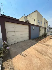 Casa com 3 Quartos para alugar, 110m² no Plano Diretor Sul, Palmas