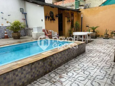 Casa com 3 Quartos à venda, 66m² no Irajá, Rio de Janeiro