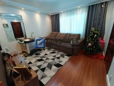 Sobrado com 2 Quartos para alugar, 200m² no Nova Petrópolis, São Bernardo do Campo