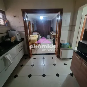 Casa com 3 Quartos à venda, 150m² no Jardim Alvorada, São José dos Campos