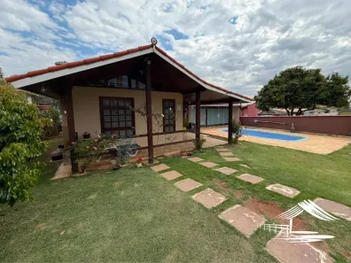 Casa com 3 Quartos à venda, 450m² no Condomínio Ninho Verde, Porangaba