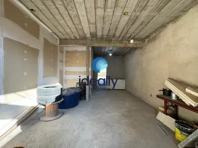 Casa com 4 Quartos à venda, 140m² no Chácaras Reunidas Santa Terezinha, Contagem