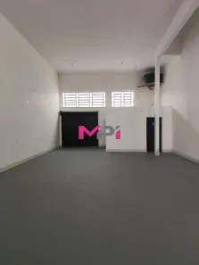 Ponto Comercial para alugar, 132m² no Vila São José, Várzea Paulista