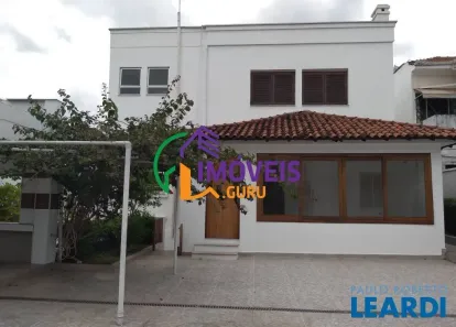 Casa com 4 Quartos à venda, 350m² no Pacaembu, São Paulo