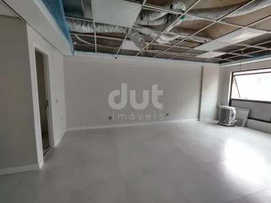 Sala Comercial com 1 Quarto para alugar, 40m² no Vila Itapura, Campinas
