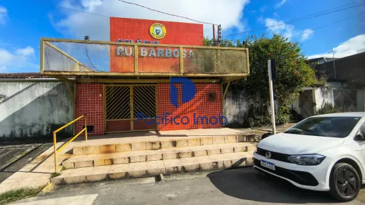 Prédio Comercial com 10 Quartos para alugar, 250m² no Clima Bom, Maceió