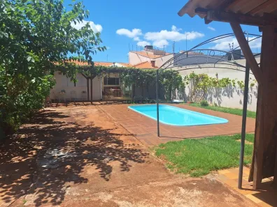 Casa com 2 Quartos à venda, 360m² no Centro, Primeiro de Maio