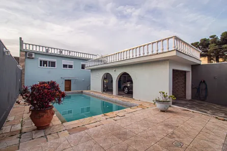 Casa com 4 Quartos à venda, 280m² no Chácara das Pedras, Porto Alegre