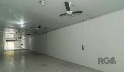 Ponto Comercial para alugar, 132m² no Azenha, Porto Alegre
