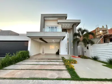 Sobrado com 4 Quartos para alugar, 267m² no Condomínio Belvedere II, Cuiabá