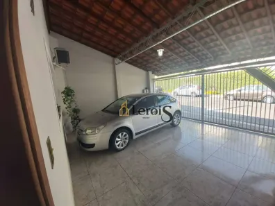 Casa com 3 Quartos à venda, 130m² no Vila Santa Terezinha, Itu