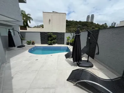 Casa de Condomínio com 4 Quartos à venda, 375m² no Barra, Balneário Camboriú