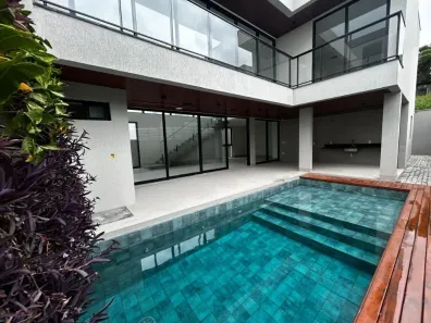 Casa de Condomínio com 5 Quartos à venda, 380m² no Mirante, Campina Grande