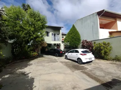 Sobrado com 3 Quartos à venda, 251m² no Jardim Quarto Centenário, Campinas