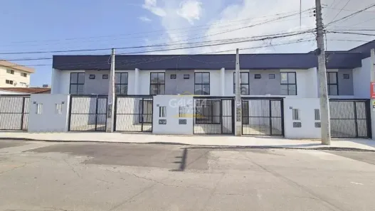 Sobrado com 2 Quartos à venda, 73m² no Costa e Silva, Joinville