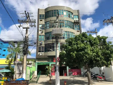 Sala Comercial à venda, 46m² no Centro, Araruama