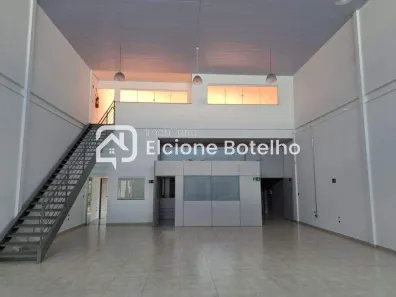 Galpão/Depósito/Armazém para alugar, 12m² no Umuarama, Uberlândia